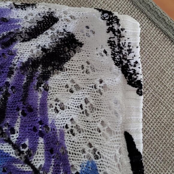 Pretty Summer Top - Picture 4 of 7